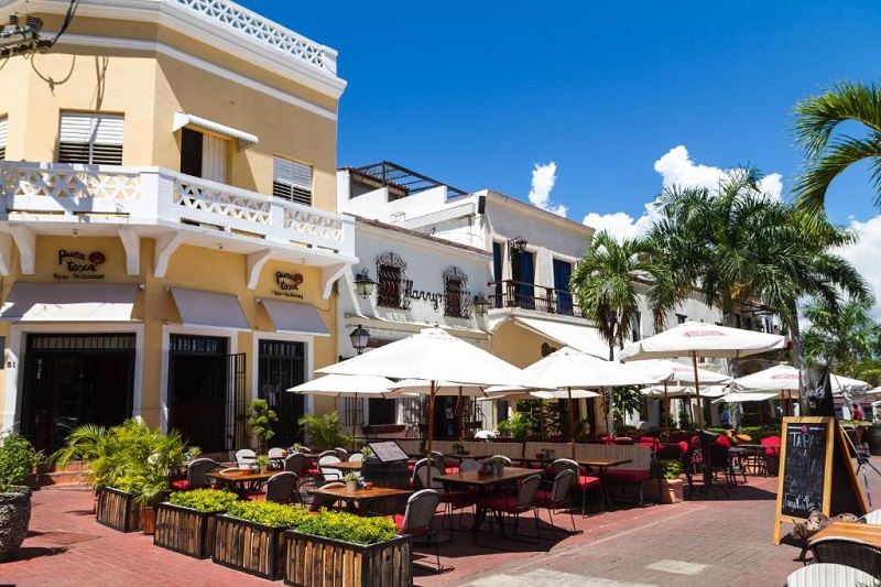 Restaurantes e bares na Plaza España em Santo Domingo